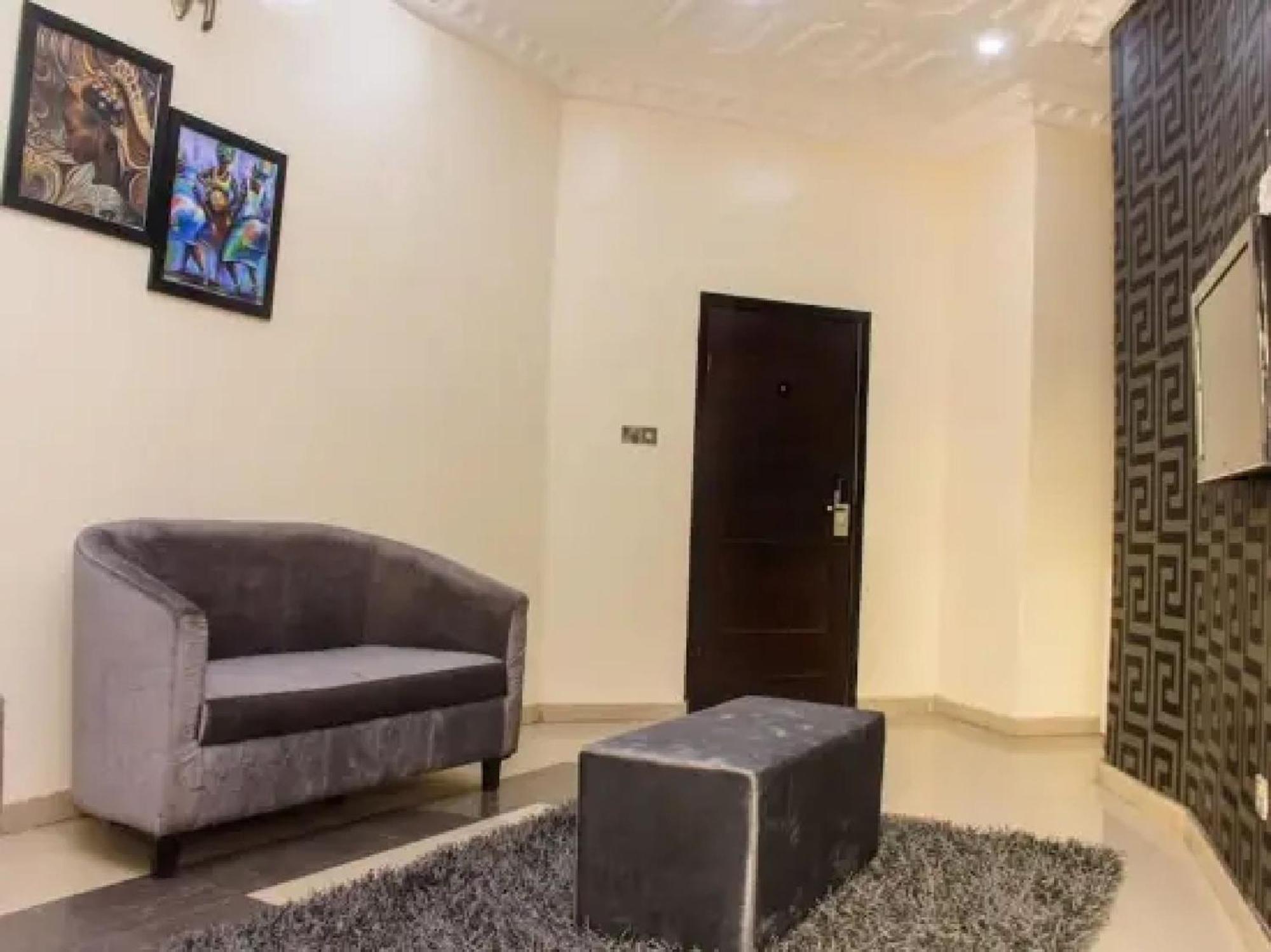 Room In Lodge - Ambience Hotels Abujahome For Leisure And Business Travellers Bagian luar foto